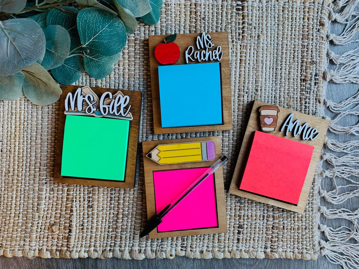 Post it Holder