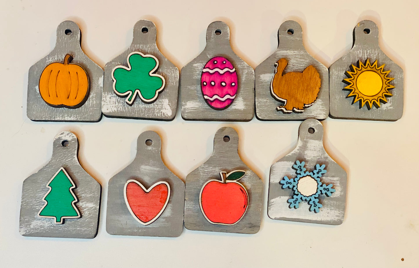 Interchangeable farm tag sign