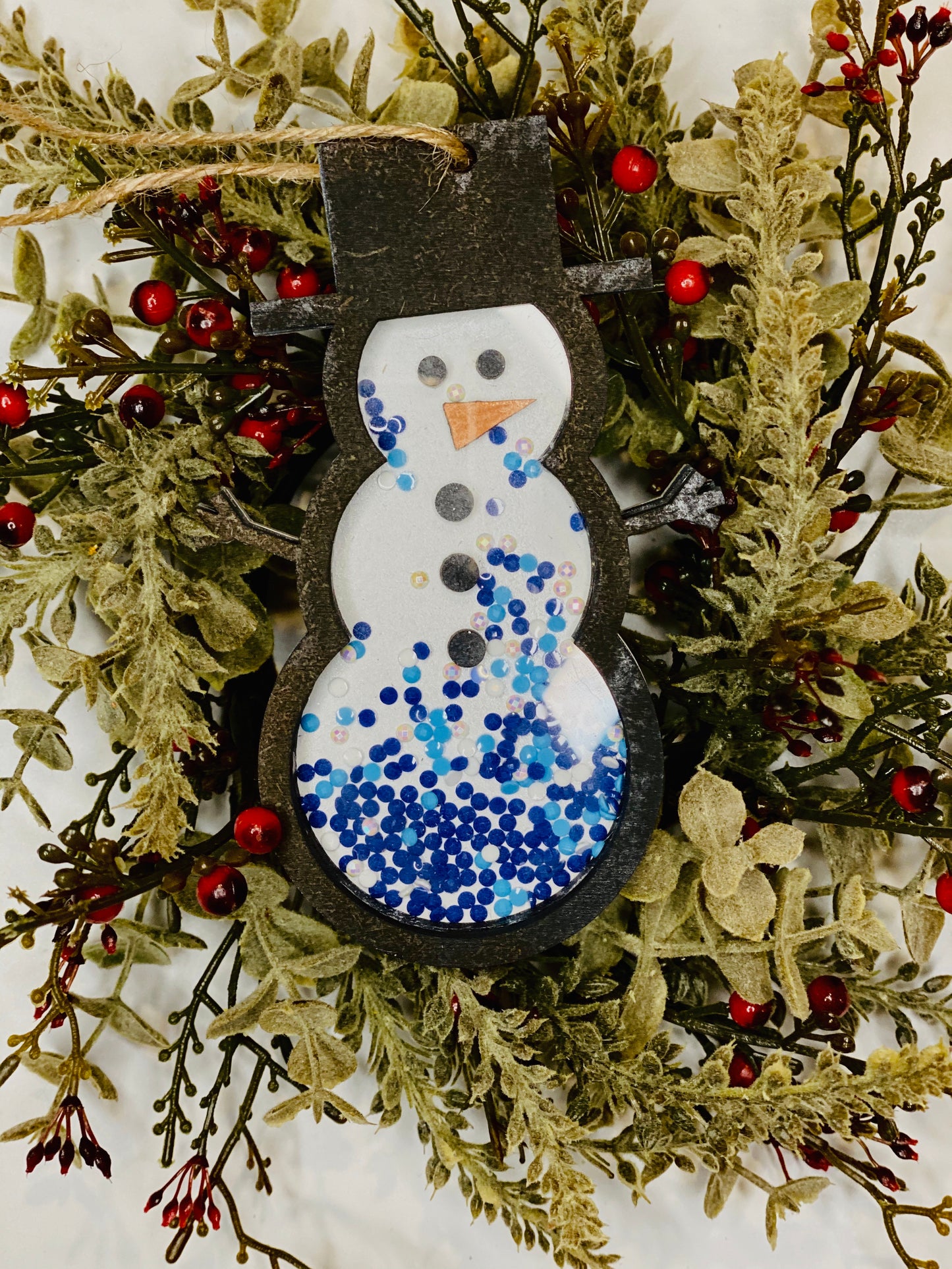 Snowman shaker ornament
