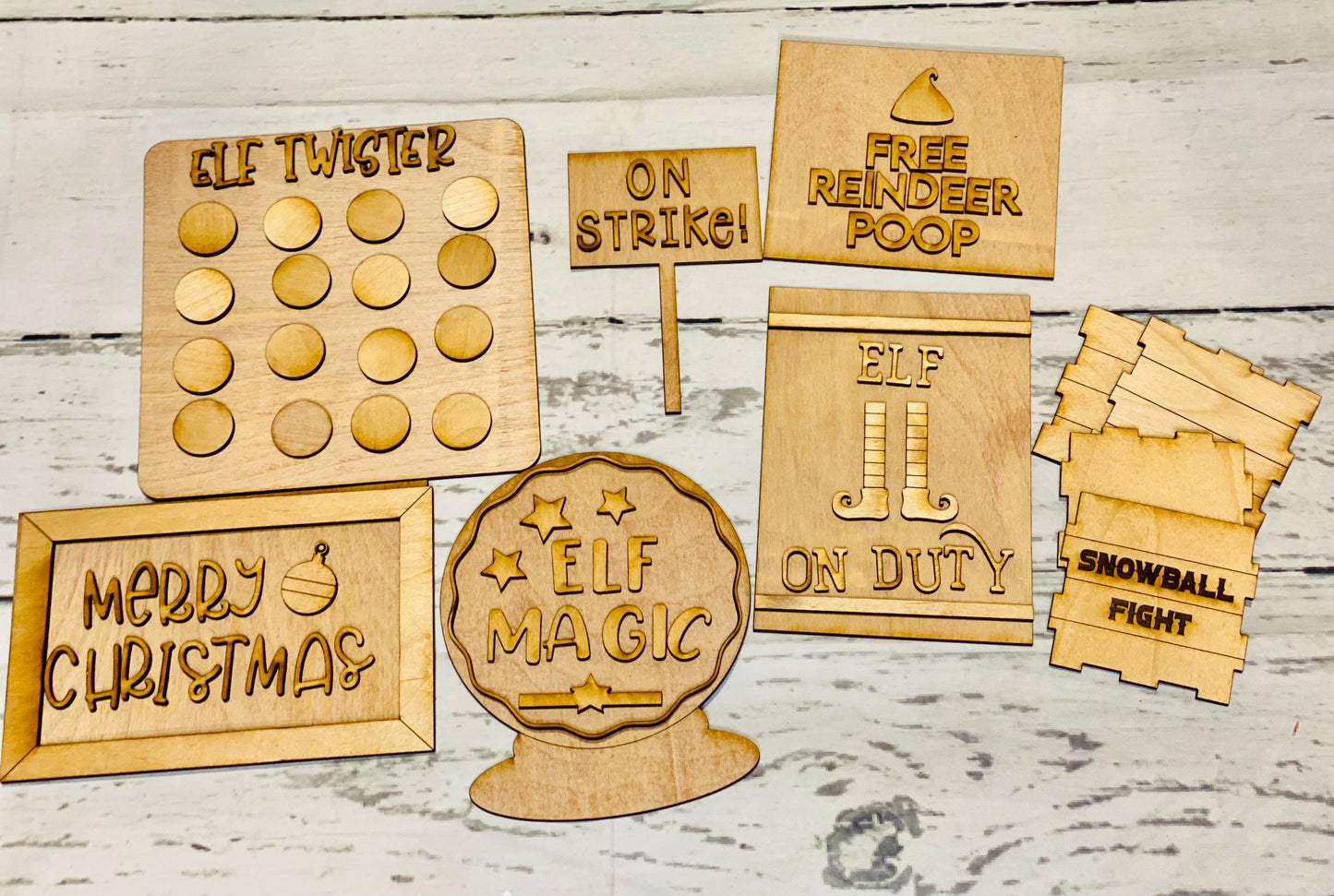 Elf twister tiered tray set