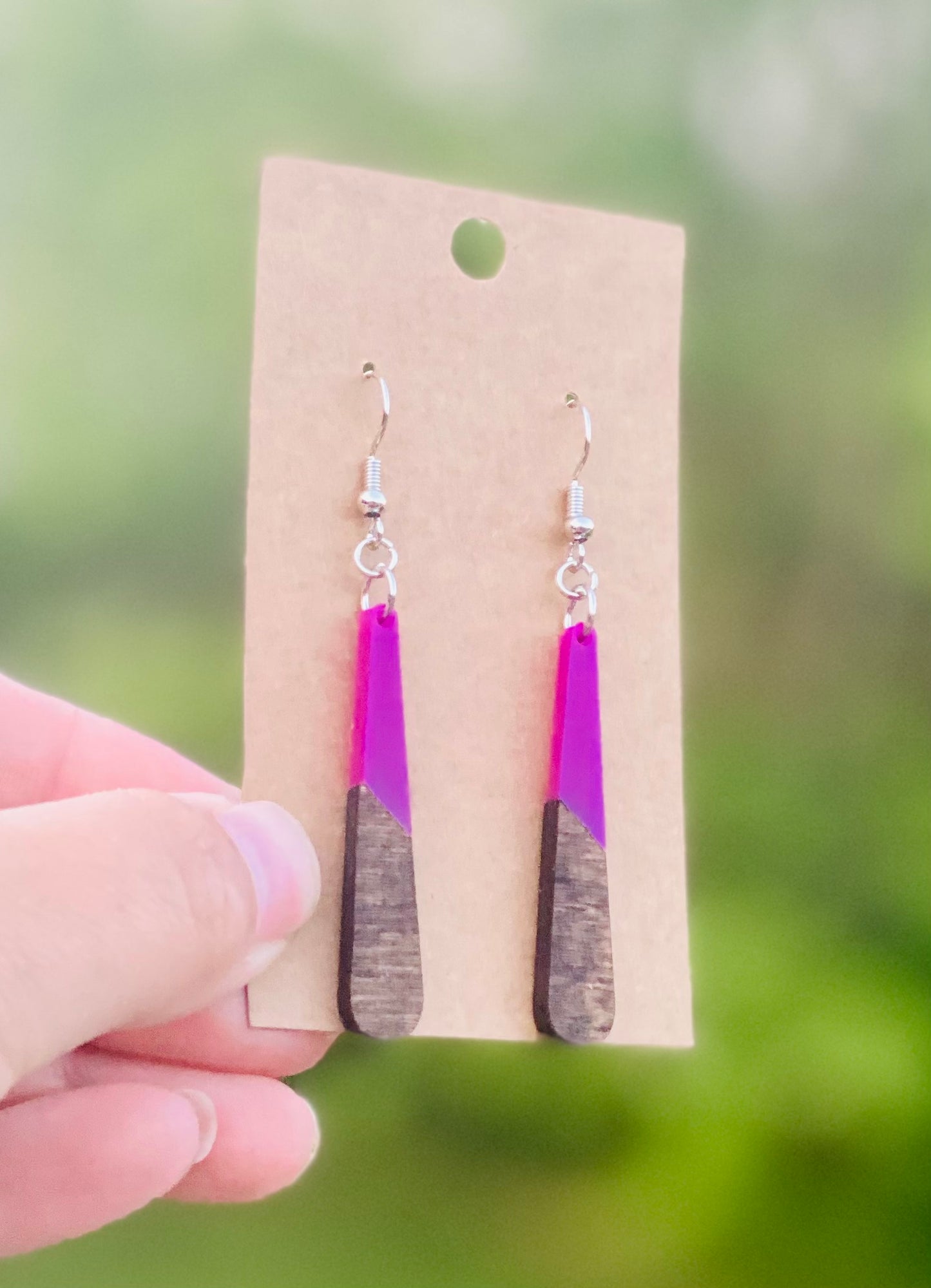 Purple acrylic/dark walnut drops