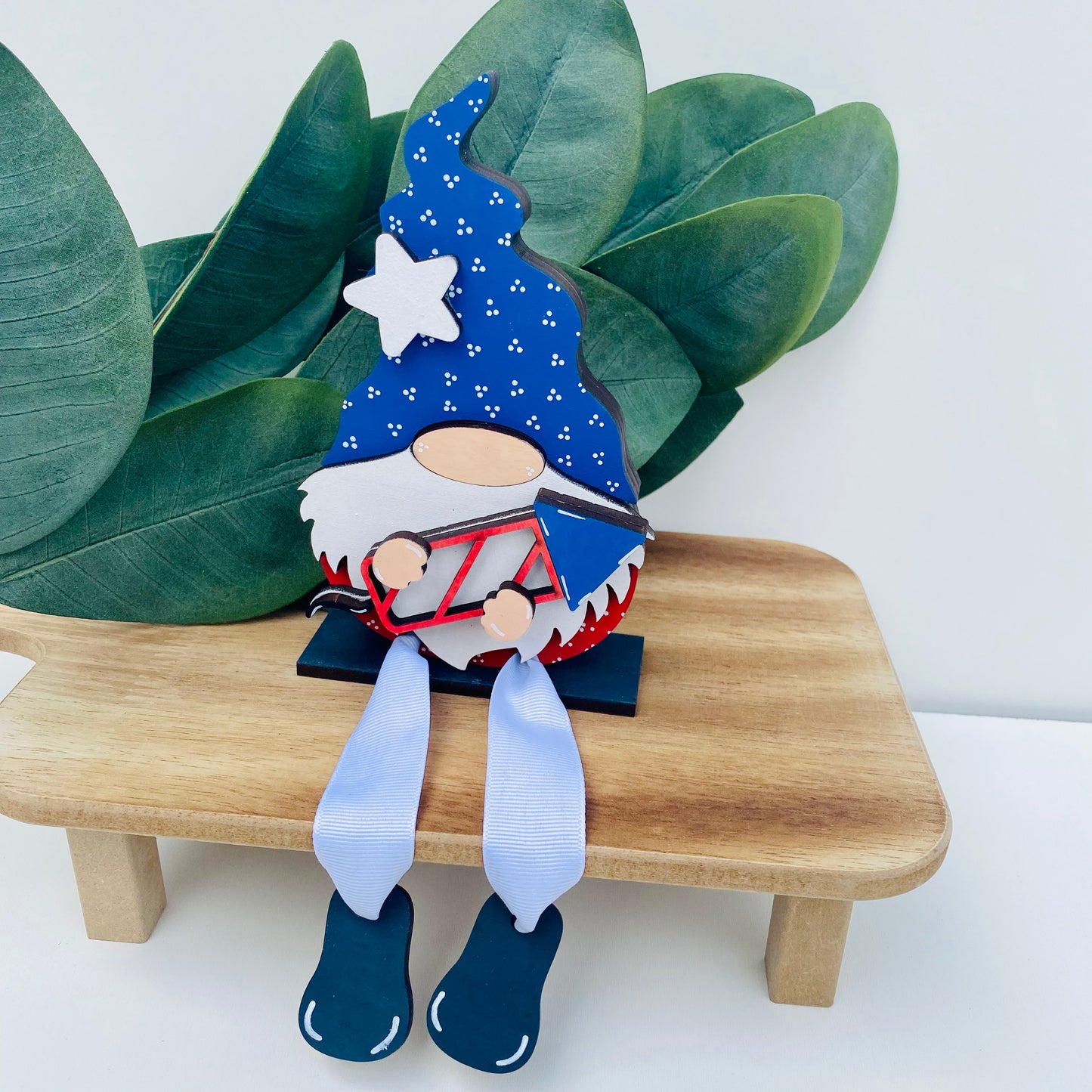 Patriotic Gnome Self Sitter